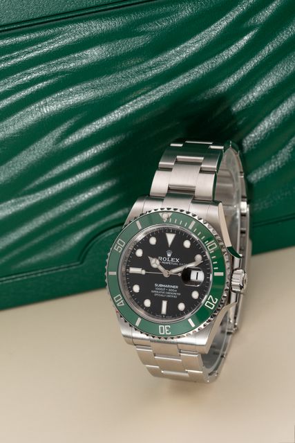 Rolex Submariner Starbucks Image 5